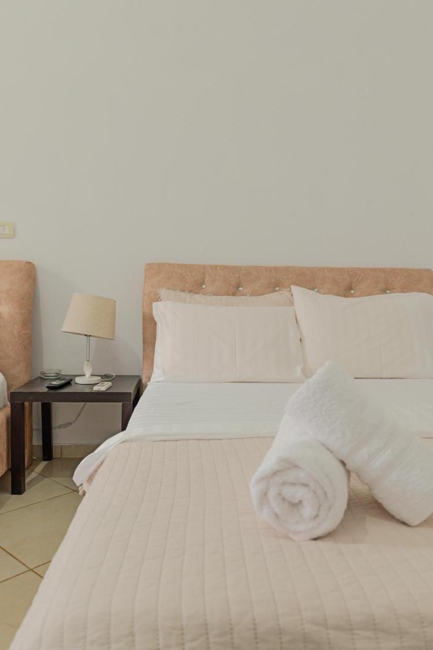 Sunflower Hotel Ksamil Luaran gambar