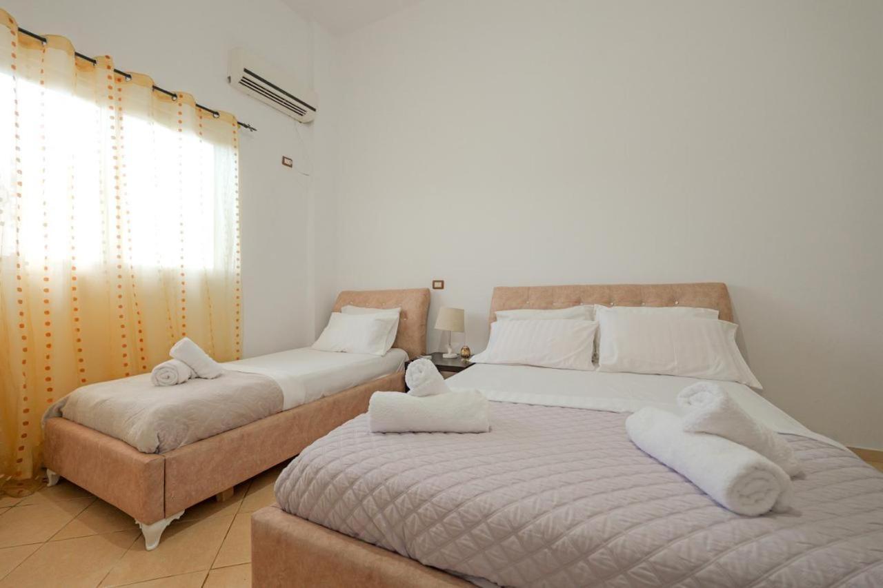 Sunflower Hotel Ksamil Luaran gambar