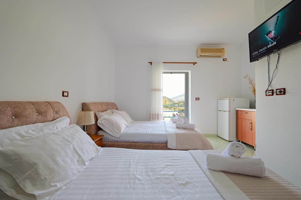 Sunflower Hotel Ksamil Luaran gambar