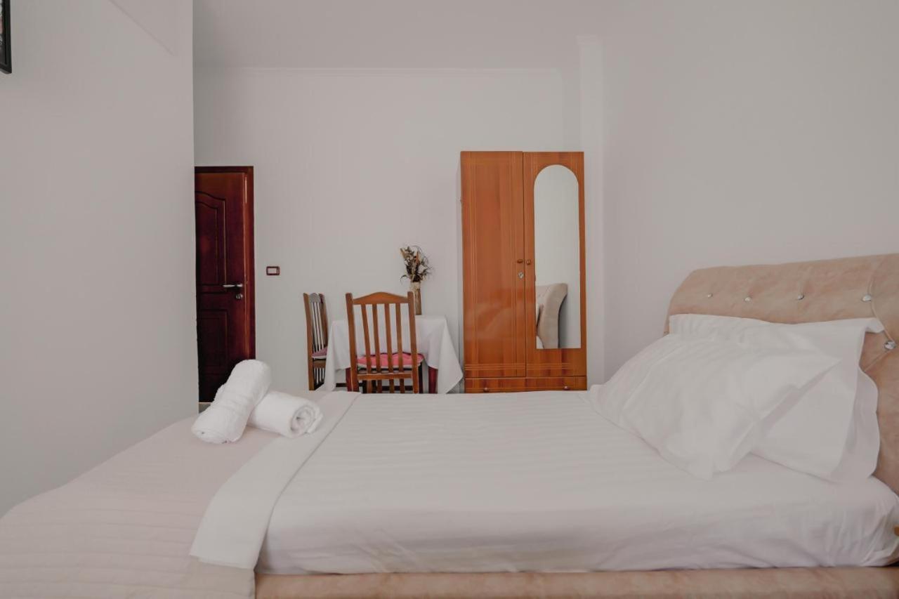 Sunflower Hotel Ksamil Luaran gambar