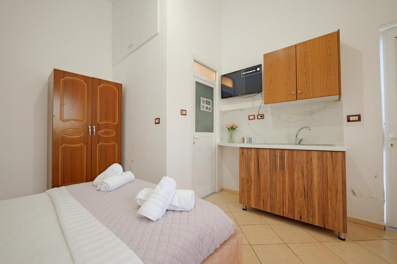 Sunflower Hotel Ksamil Luaran gambar